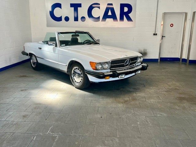 Mercedes-Benz SL 560