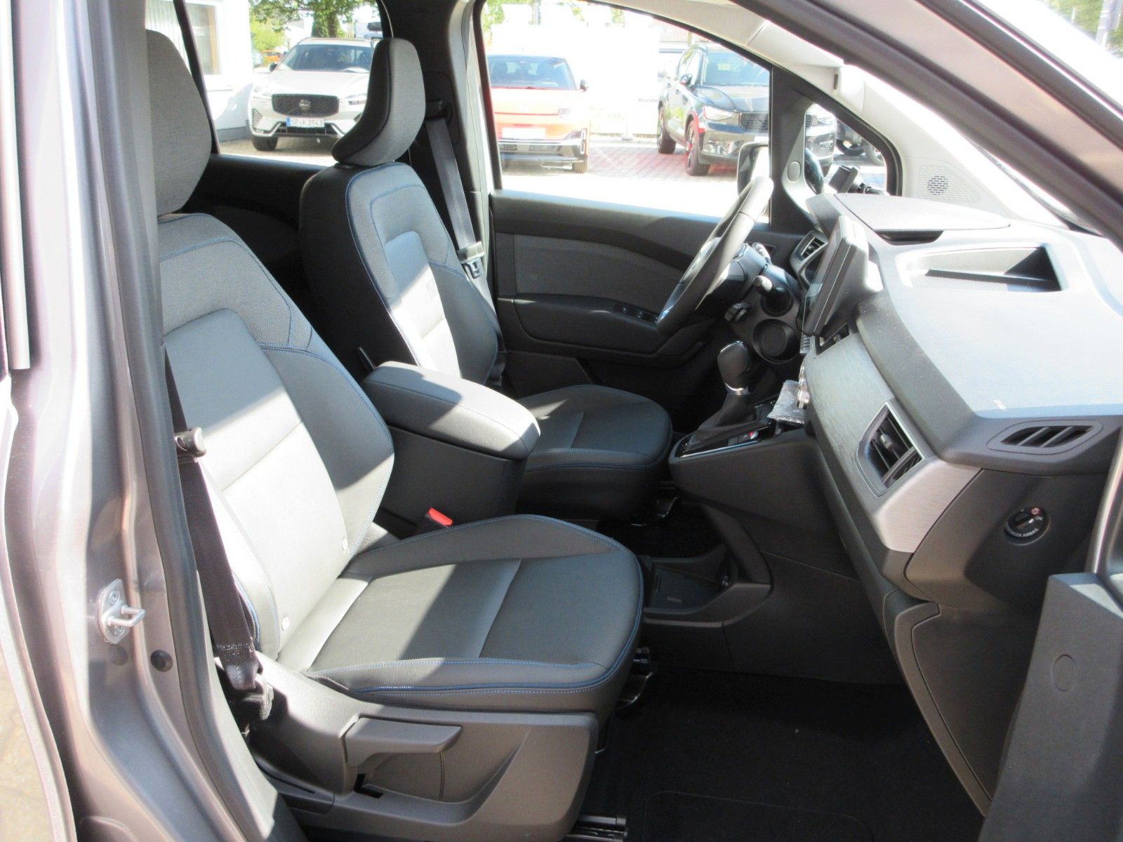 Fahrzeugabbildung Nissan Townstar Kombi L1 Tekna