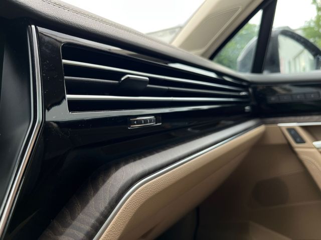 Touareg Atmos 4MeHybrid V6TSI AHK*LUFT*360*Pano!