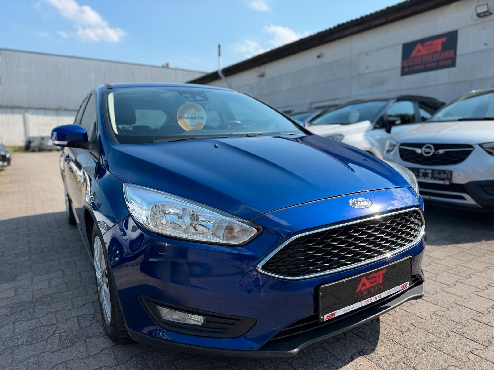 Ford Focus,Klima,PDC,SZH,AHK,Schiebedach,ZR-2025