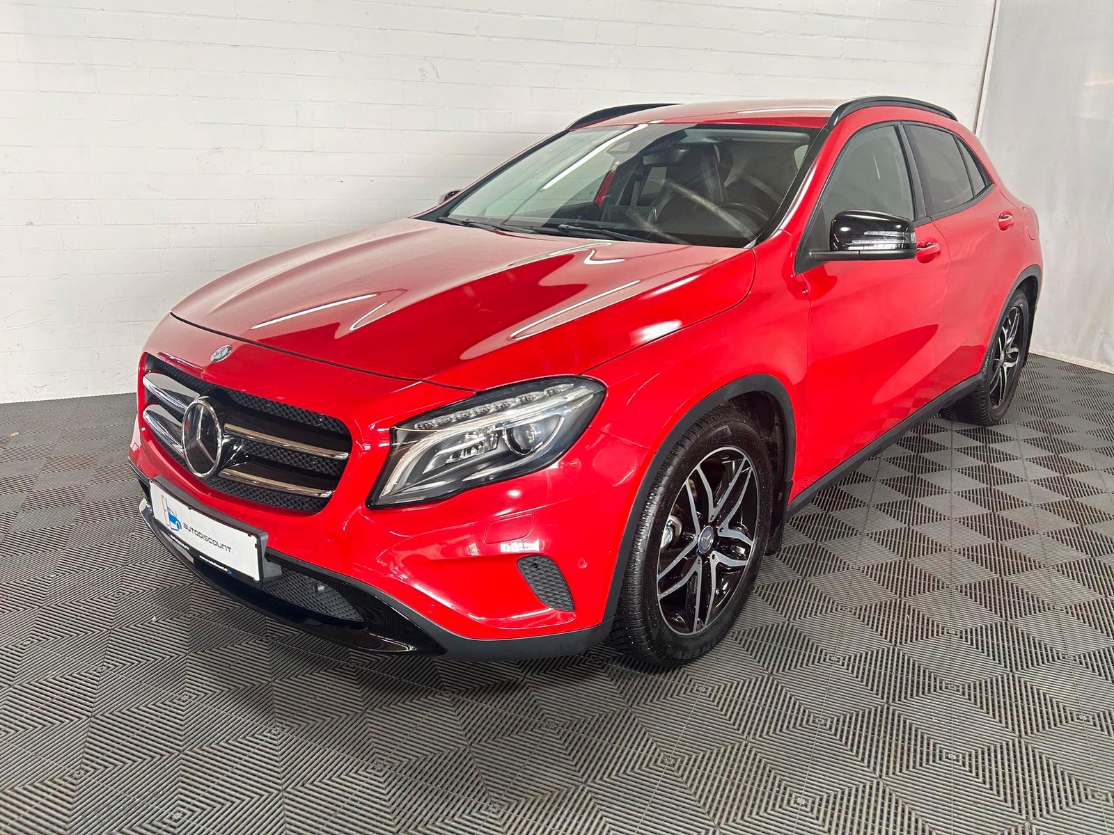 Mercedes-Benz GLA 200d URBAN 4Matic Night NAVI AHK STH SHZ