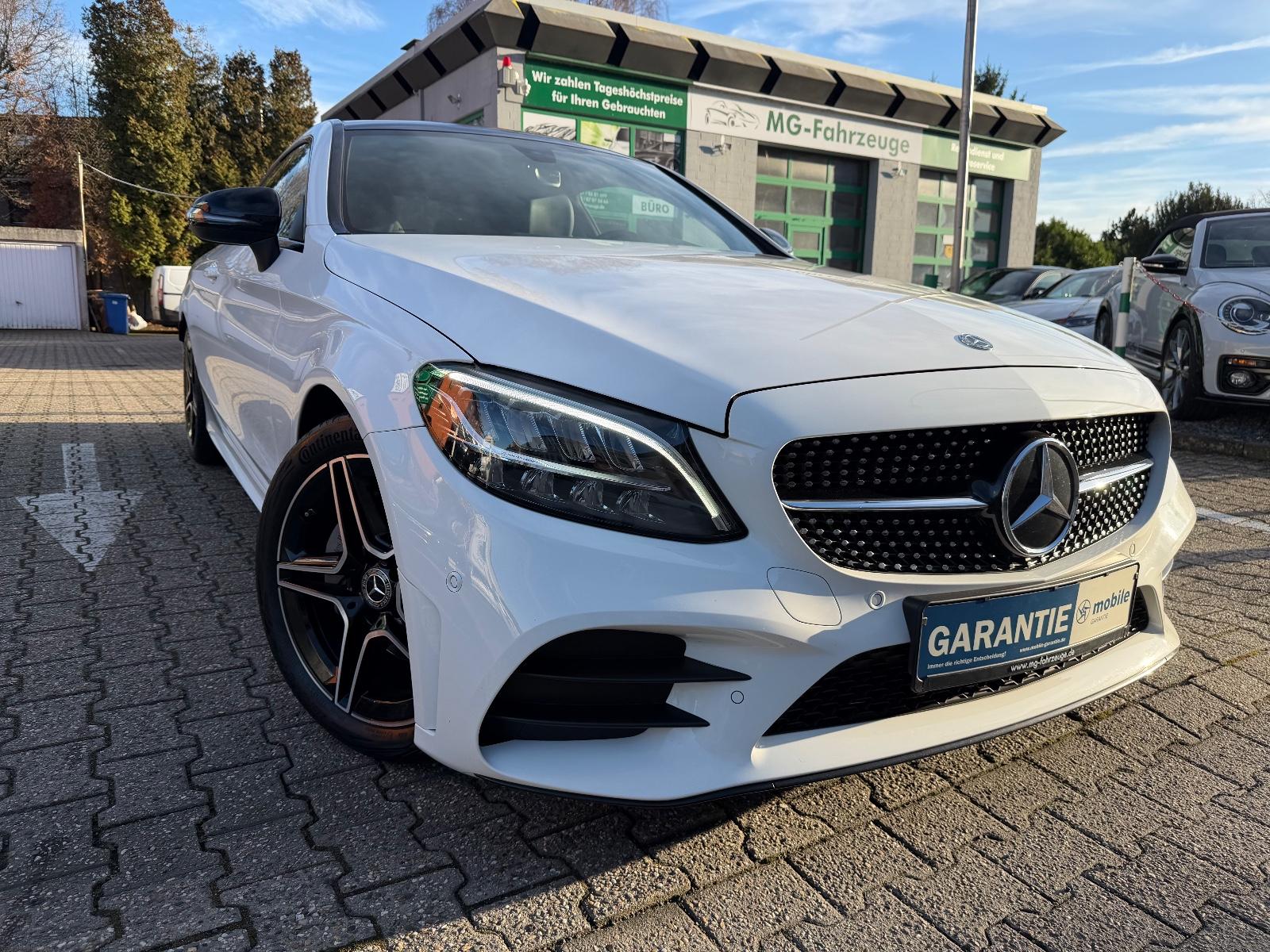 Mercedes-Benz C 180 COUPE AMG LINE KAMERA PANO LED