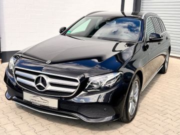 Mercedes E 220 - 2