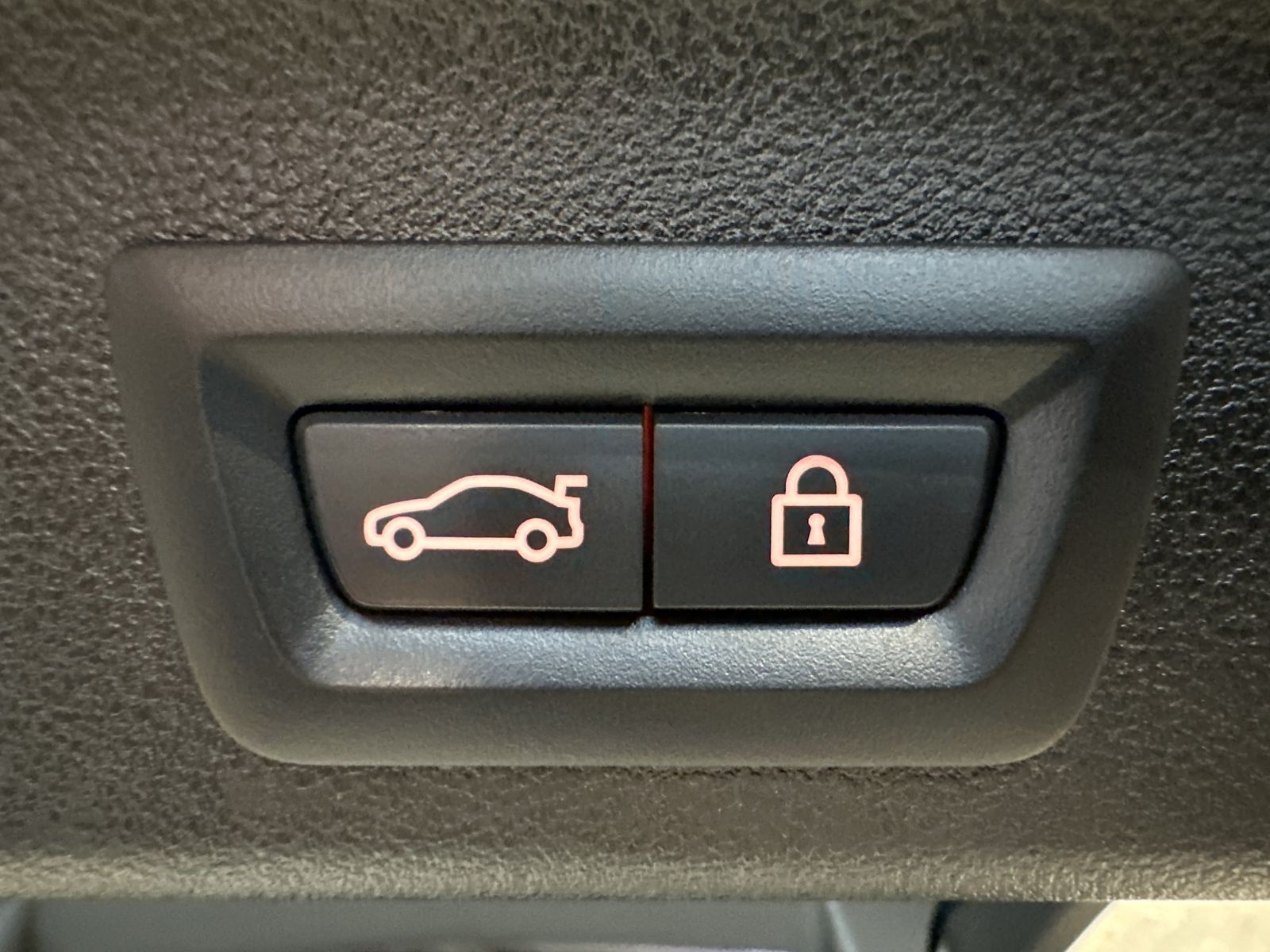 Fahrzeugabbildung BMW 530e Touring xD M-Sport Pro NAV+LASER+AHK+HEADUP