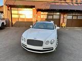 Bentley FLYING SPUR*SERVICE NEU*VOLL*NAVI*LED*GARANTIE* - Bentley: Flying