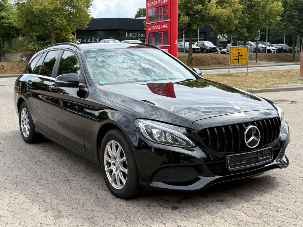Image of Mercedes-Benz C 200