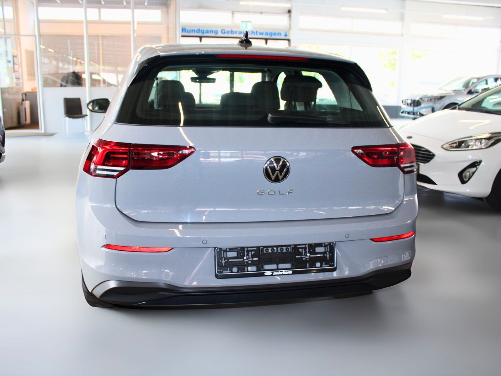 Fahrzeugabbildung Volkswagen Golf 1.0 TSI OPF LED PDC Allwetter WinterPaket