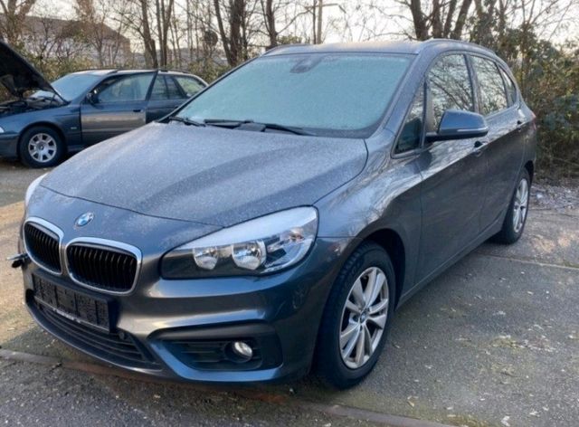 BMW 218 Baureihe 2 Active Tourer 218 i