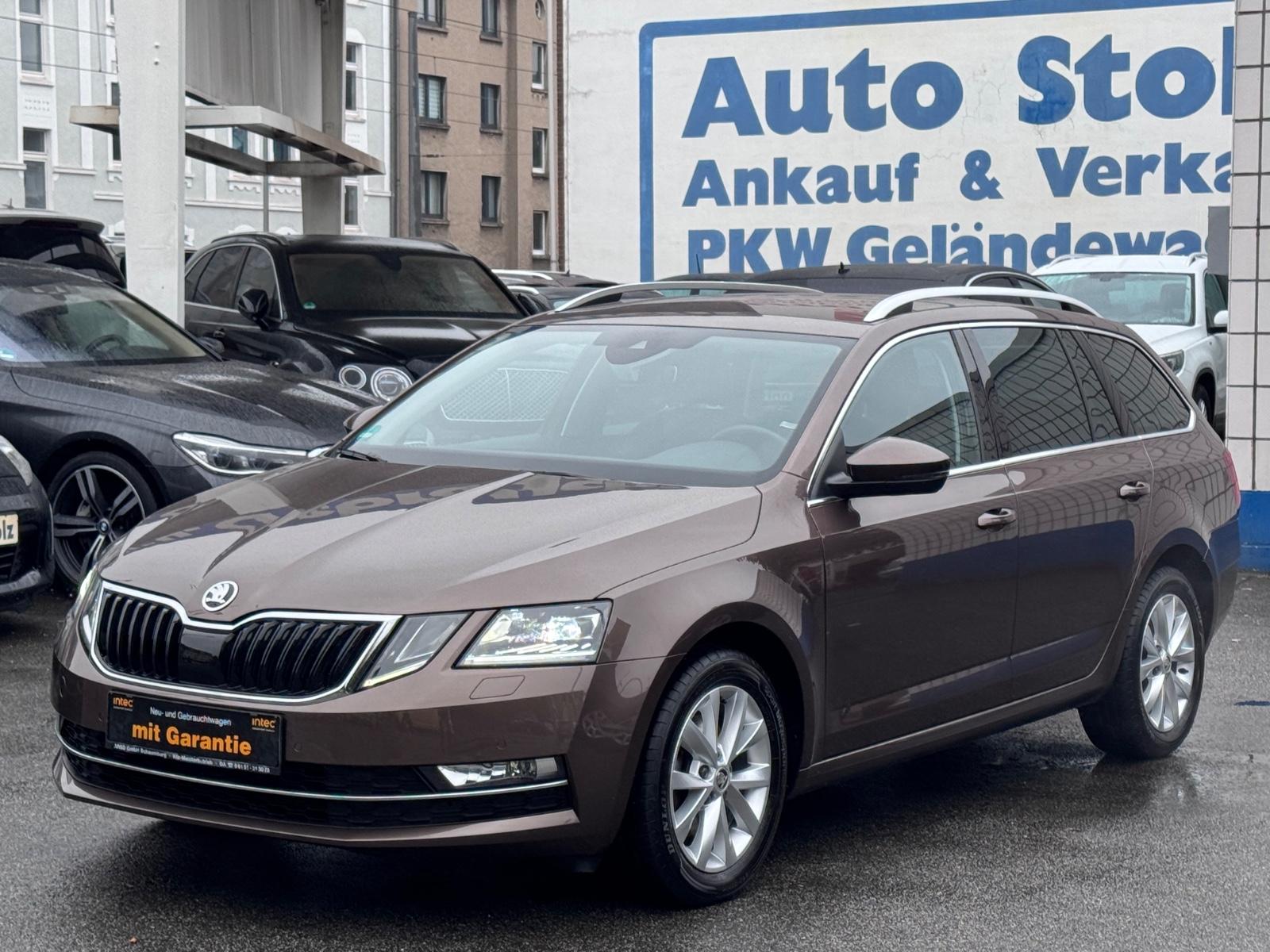 Skoda Octavia Combi Style DSG,LEDER,NAVI,AHK,1-HAND