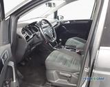 Volkswagen Touran Highline 1.4 TSI Navi AHK LED SiHz - Volkswagen Touran: Van