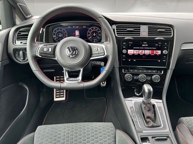 Fahrzeugabbildung Volkswagen Golf VII GTI 2.0TSI DSG Performance LED+ACC+ACTI