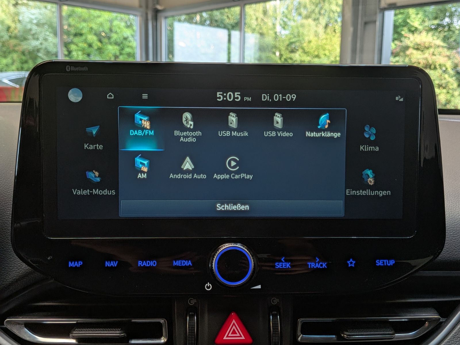 Fahrzeugabbildung Hyundai i30 1.5 T-GDI DCT Trend MHEV Cam Navi LED-Paket