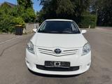 Toyota Auris Travel **NAVI KAMERA 2.HAND** - Toyota Auris Gebrauchtwagen in Stuttgart