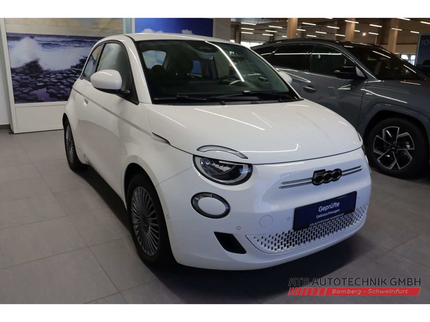 Fahrzeugabbildung Fiat 500e Komfortpaket 42kWh 93,5% SOH Apple CarPlay