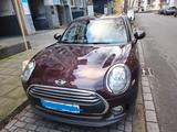 MINI One Clubman (Automatik, Panoramadach, Navi) - rote MINI One Clubman