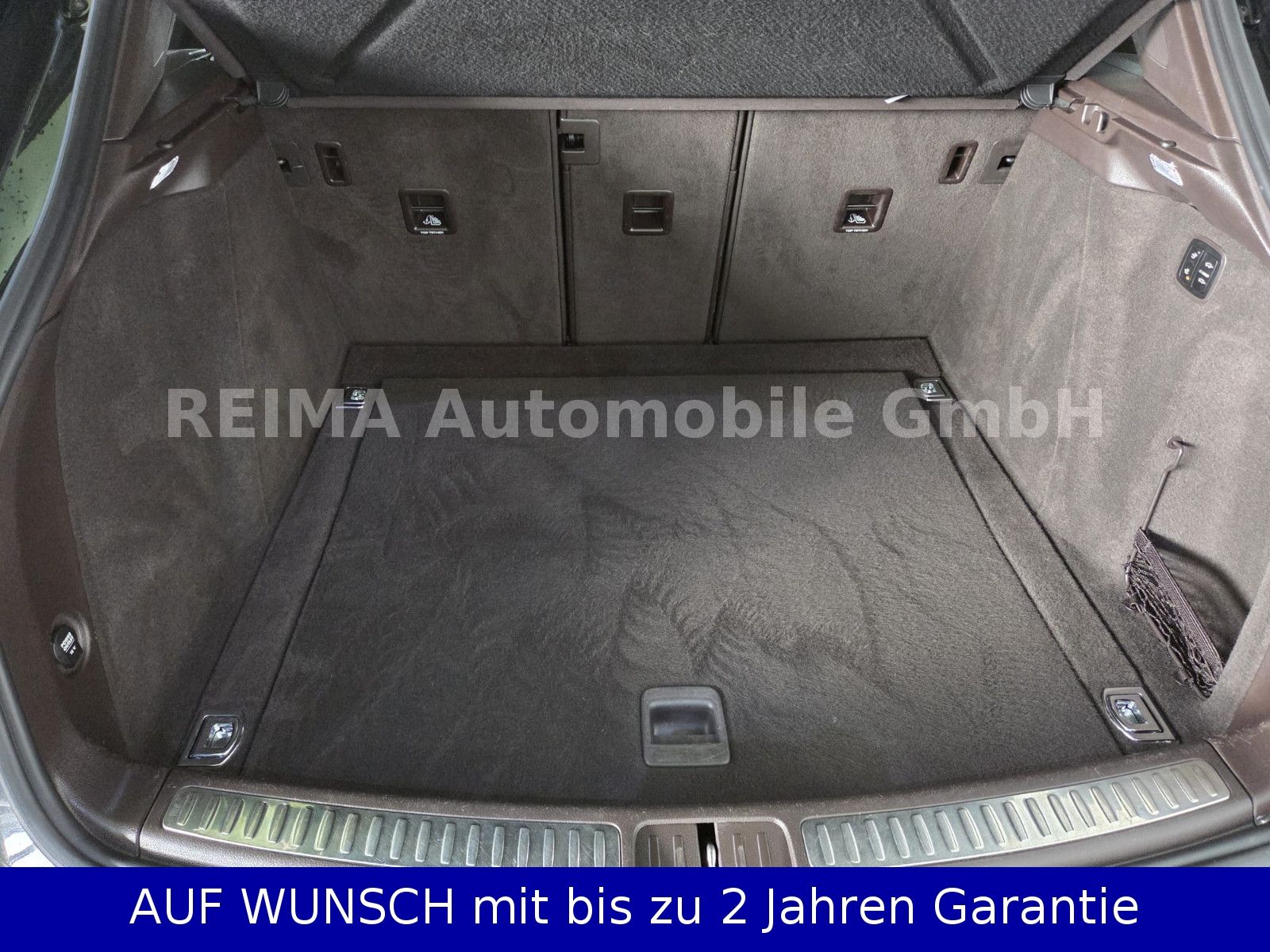 Fahrzeugabbildung Porsche Macan 3,0S, LED, Luft, Pano, ACC, Kamera