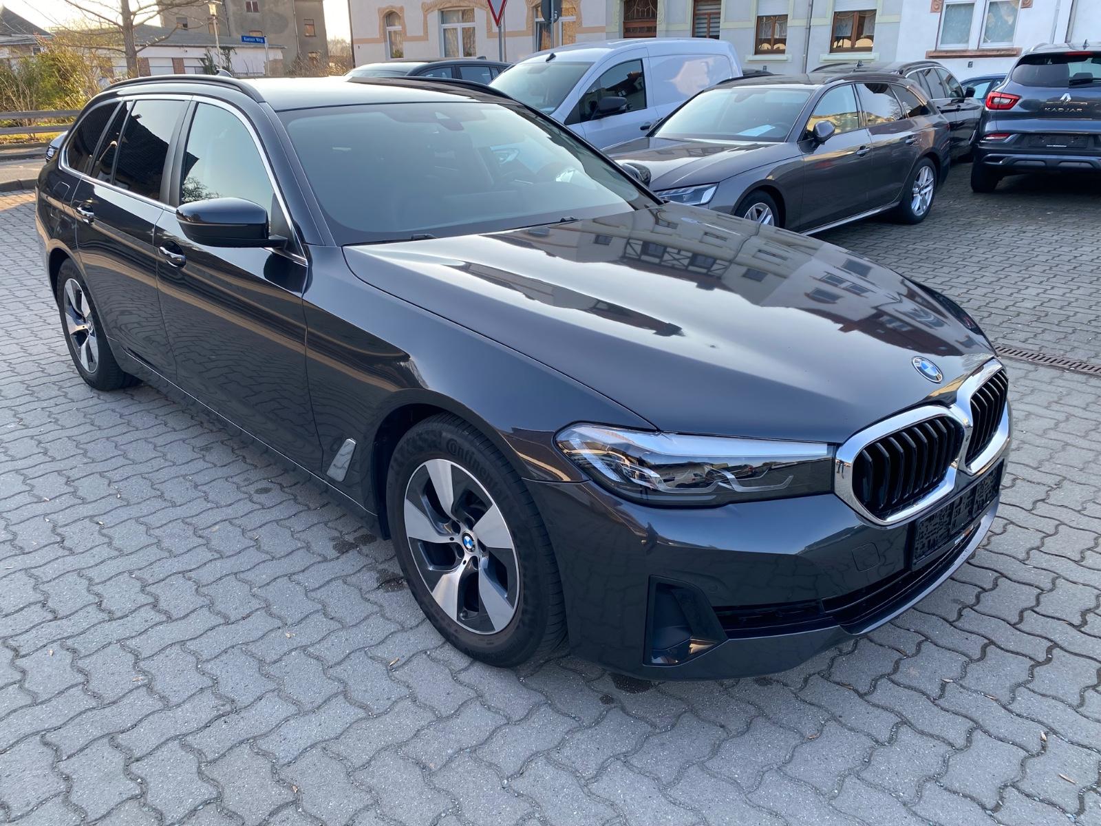 BMW 520d xDrive AHZV / 360 / Leder / 4xSHZ