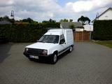 Renault Rapid Kleinlieferwagen mit Dachträger - Renault Gebrauchtwagen von 1991
