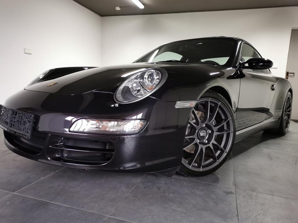Porsche 911-997 Carrera 4,absolut neuwertiger Zustand