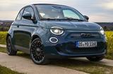 Fiat 500e Icon Cabrio 42 kWh Ozeangrün - gebrauchte Fiat 500e aus dem Jahr 2021