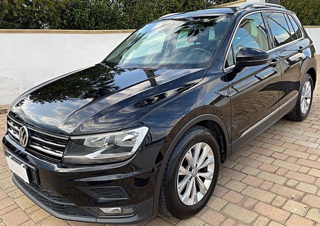 Volkswagen Tiguan 1.6 TDI SCR Style BlueMotion T