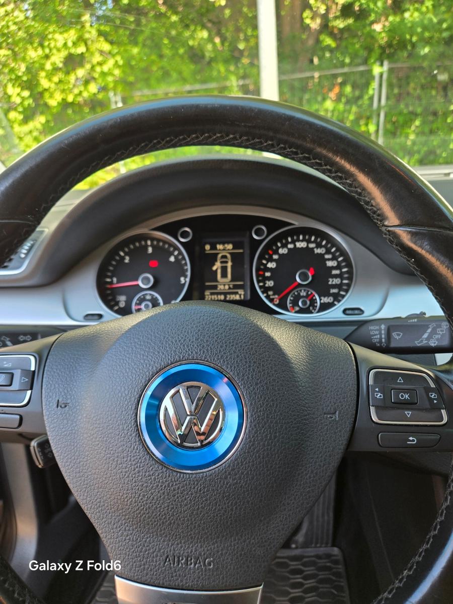 Volkswagen Passat 2014 — photo 11