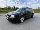 Volkswagen Golf 2.8 V6 4motion V6 1.Hand wenig Kilometer - Volkswagen Golf aus 2002: 1.6