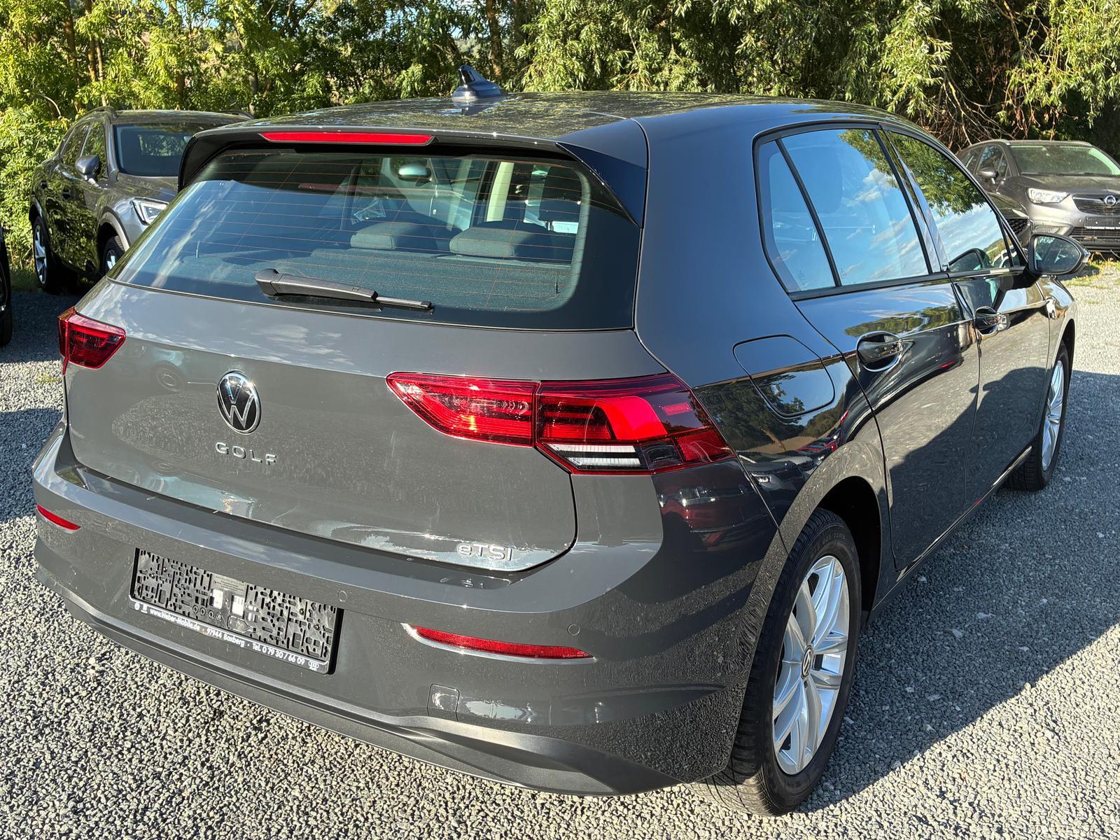 Volkswagen Golf VIII 1.0 eTSI *DSG*LIFE*PDCHI+VO*NAVI*ACC*D, миниатюра 6