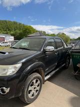 Toyota Hilux DOKA Executive 4x4 3.0 Invincible *EXPORT* - Toyota Hilux aus 2016