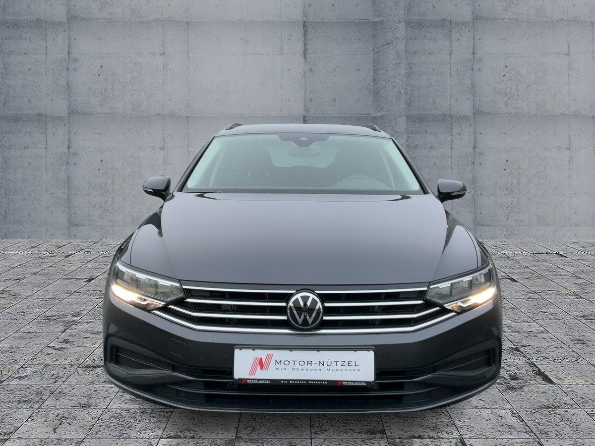 Volkswagen Passat Variant - Bild 3