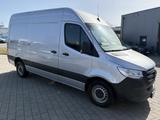 Mercedes-Benz Sprinter 317 CDI KA HD Mittel 3-Sitze AHK 3.5t S - Mercedes-Benz Sprinter mit Diesel-Antrieb: Standheizung, mit Klimaanlage