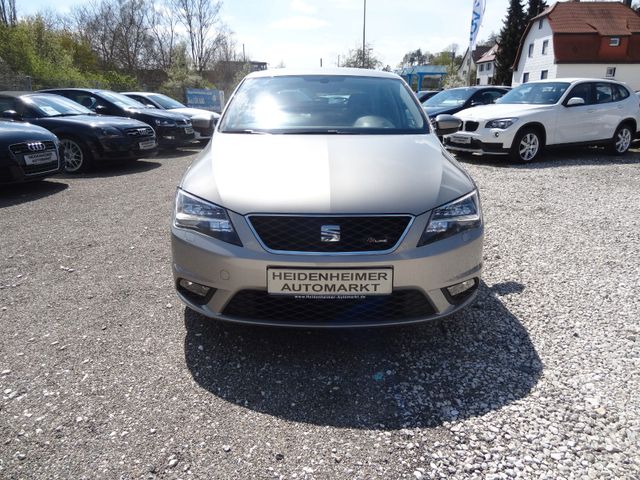 Fahrzeugabbildung Seat Toledo Style FR-Line/ 47.000km/Kamera/Navi/SitzH
