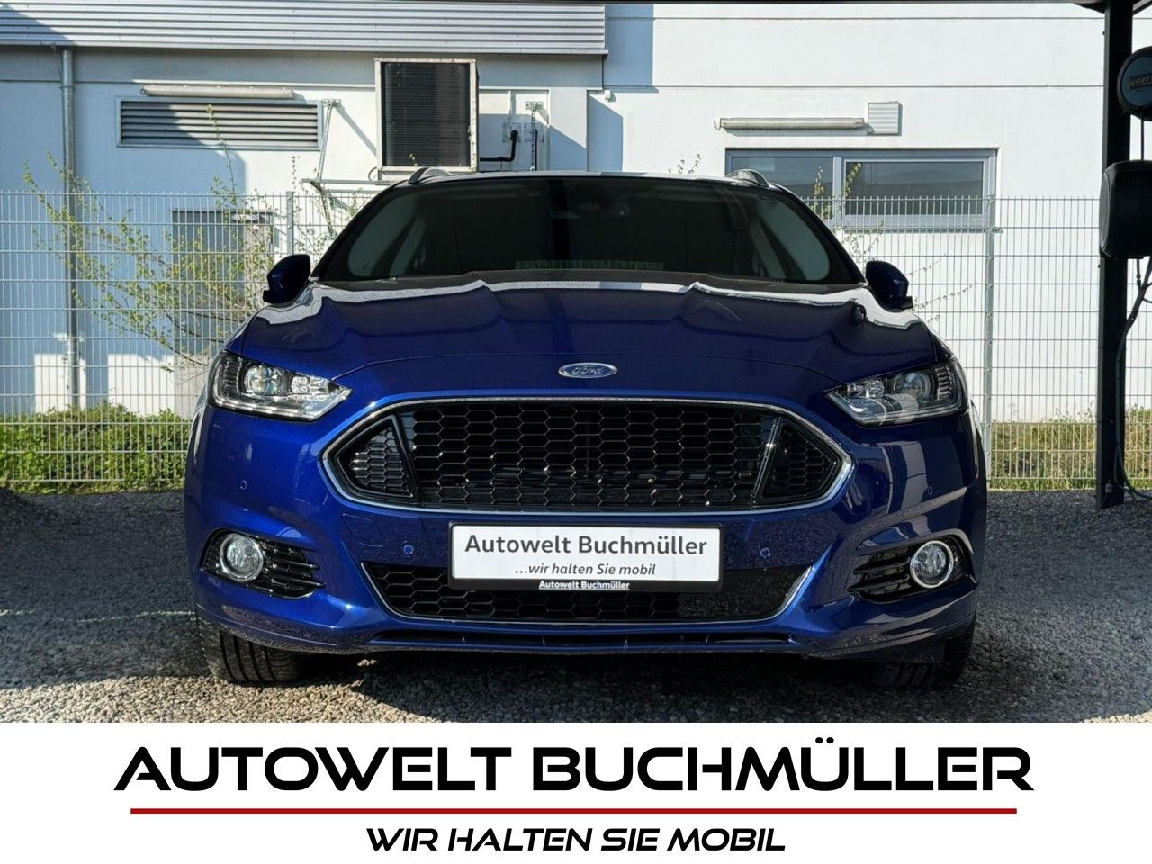 Gebrauchtwagen Ford Mondeo Mondeo 2.0 TDCI AUTO.4×4,AHK,LED,WINTERP,ACC,DAB in Nersingen
