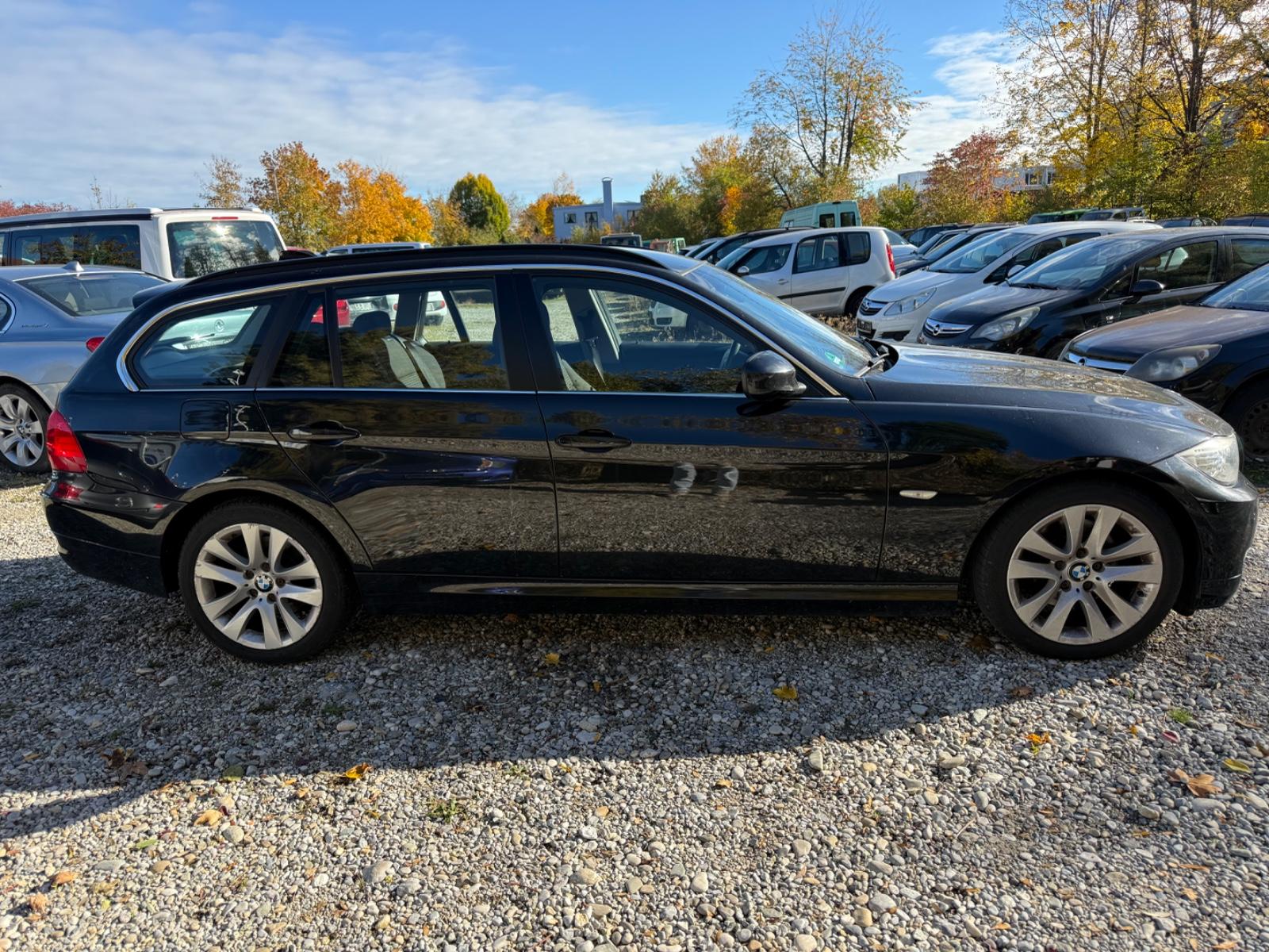 BMW 320 2012 — photo 5