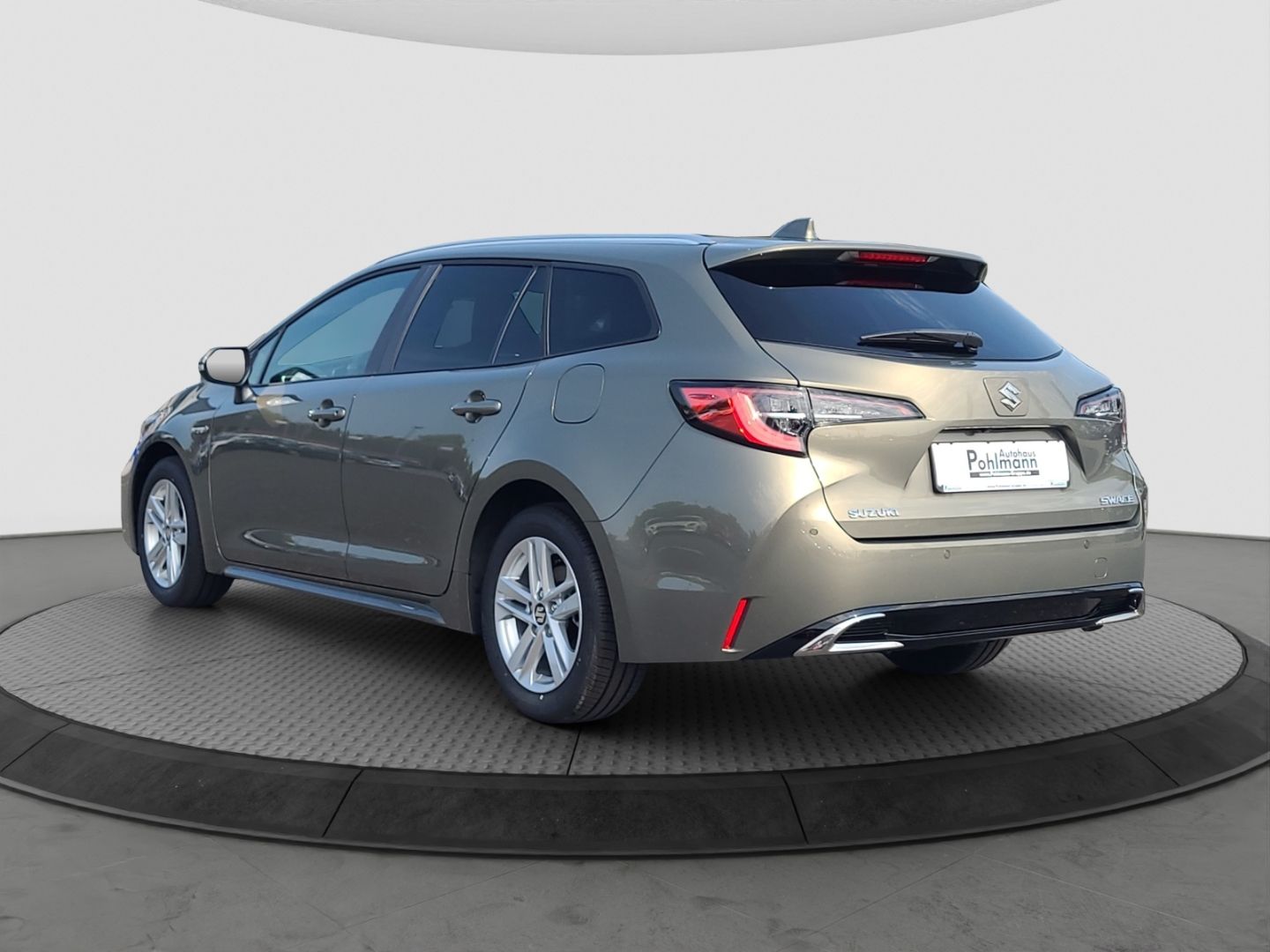 Suzuki Swace - Bild 3