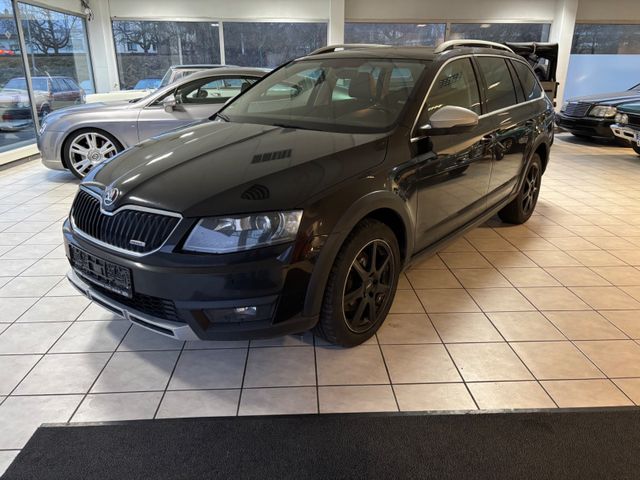 Skoda Octavia Combi Scout 4x4 DSG Automatik