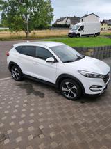 Hyundai Tucson 2.0 Crdi Premium - Hyundai TUCSON in Saarbrücken