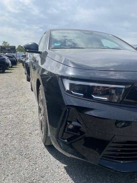 Fahrzeugabbildung Opel Astra L 1.2 Turbo Ultimate AT// Navi  AHK  RKF