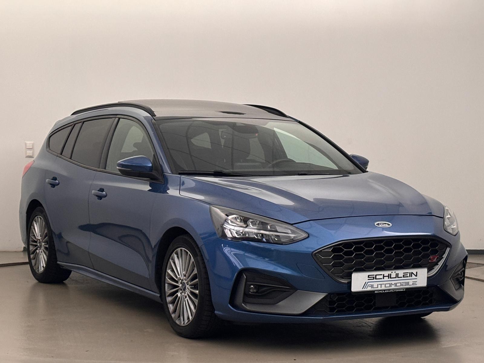 Ford Focus ST*Pano-Dach*Navi*LED*PDC*1.Hand*