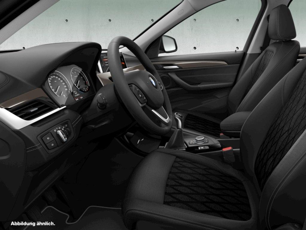 BMW X1 sDrive18i xLine