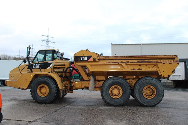 CAT 740  Hydraulischer Mulden Ausschub 2 Stück vorha