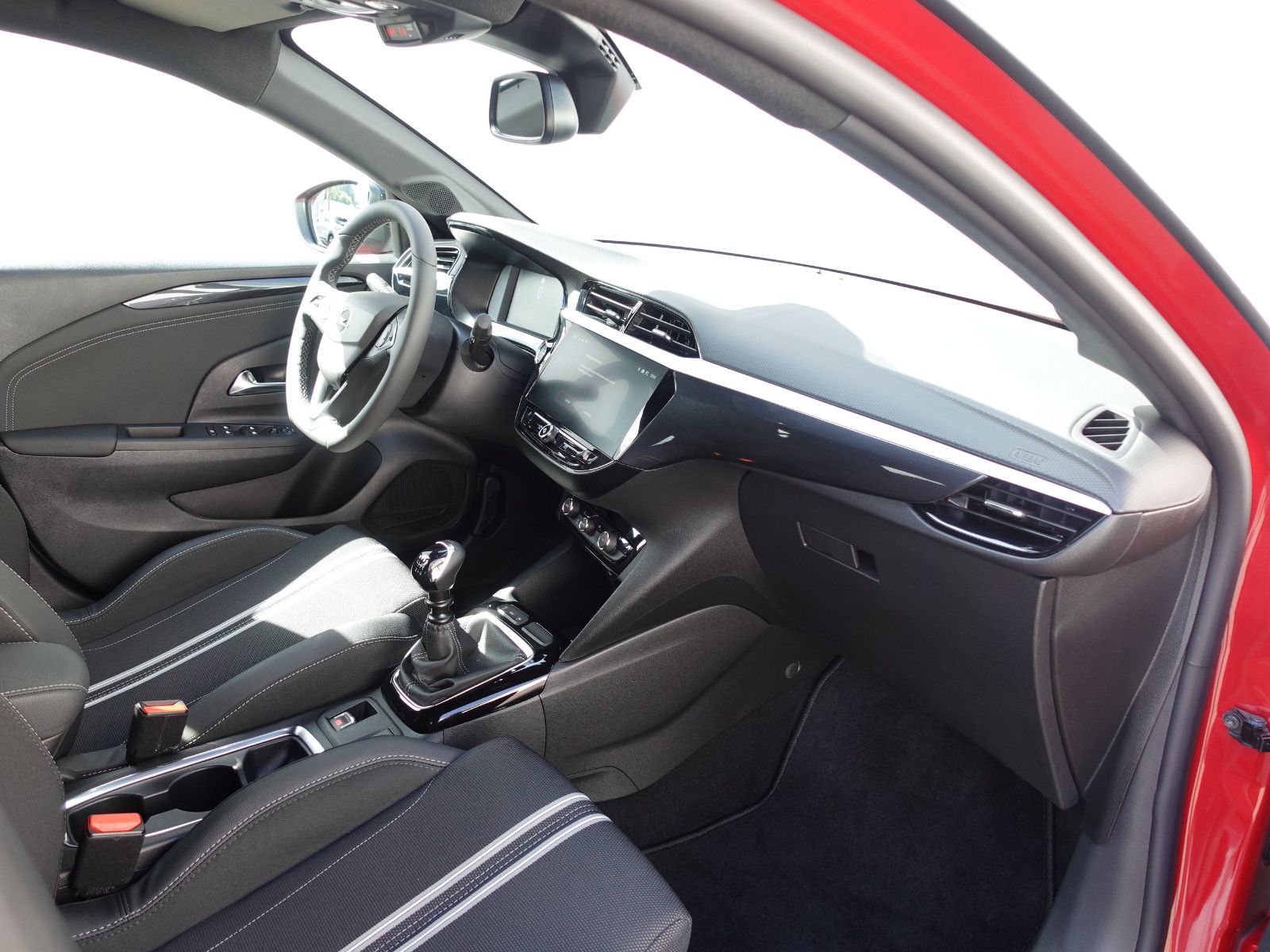 Fahrzeugabbildung Opel Corsa GS 1.2T,Navi,Kamera,Sitzhzg,MatrixLED,Allw