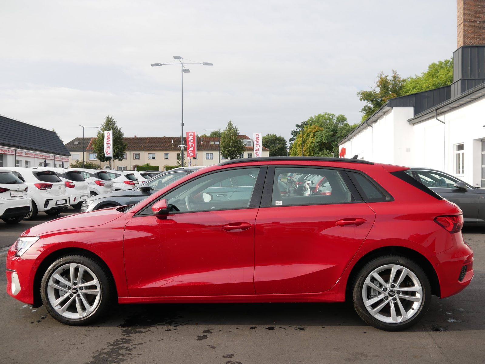Audi A3 Sportback 35 TFSI S-Line LED Navi Sitzheizung imagem 2