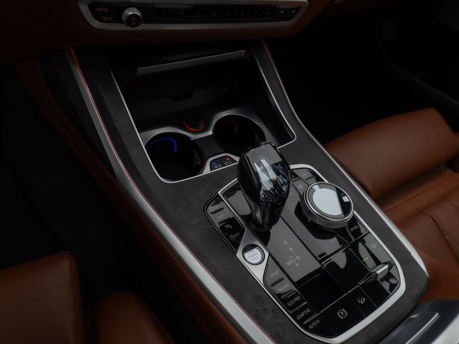 Fahrzeugabbildung BMW X7 M50i Panorama Laser 360°HUD H/K SoftCl 22Zoll