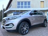 Hyundai Tucson 1,7 Ltr 2WD Navi Klima Kamera AHK Tüv NEU - Hyundai TUCSON: 2.7
