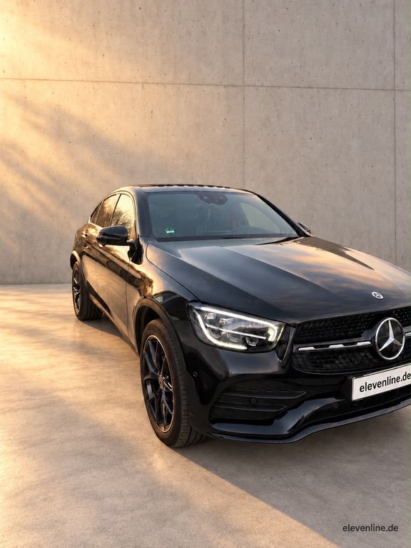 Image of Mercedes-Benz GLC 220