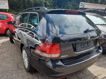Volkswagen Golf - 2