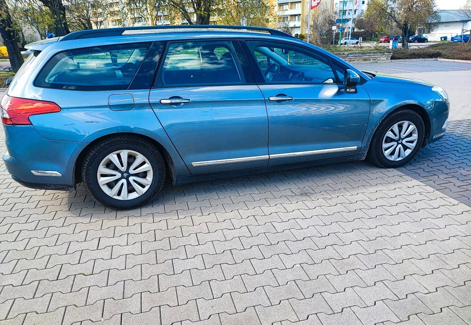 Volkswagen Golf 2012 — photo 8