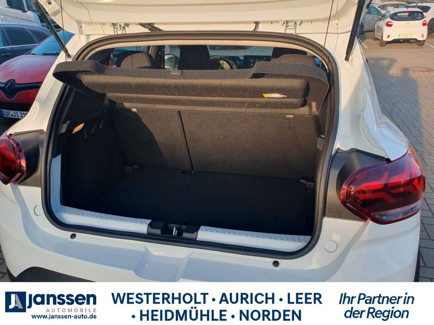 Fahrzeugabbildung Dacia Sandero Stepway Extreme+ TCe 110