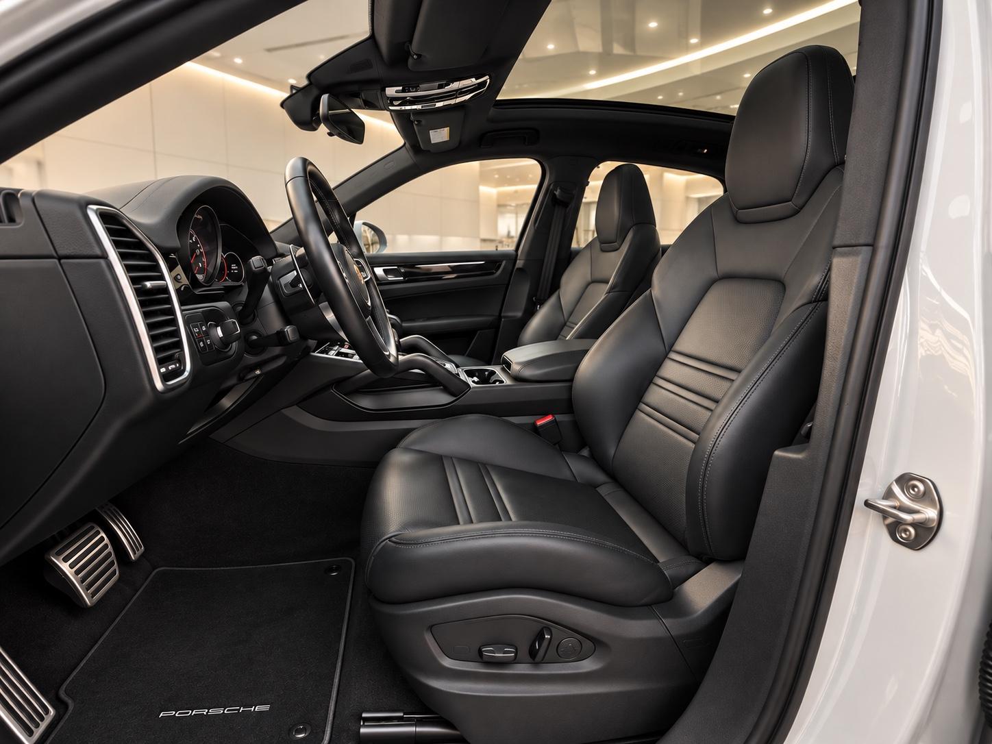Porsche Cayenne Coupe E-Hybrid Bose Pano